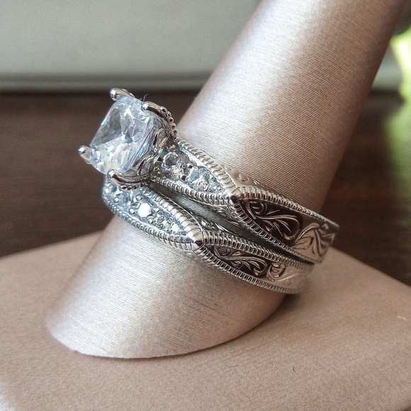 Xavier CZ Ring Set - Picture 3 of 5